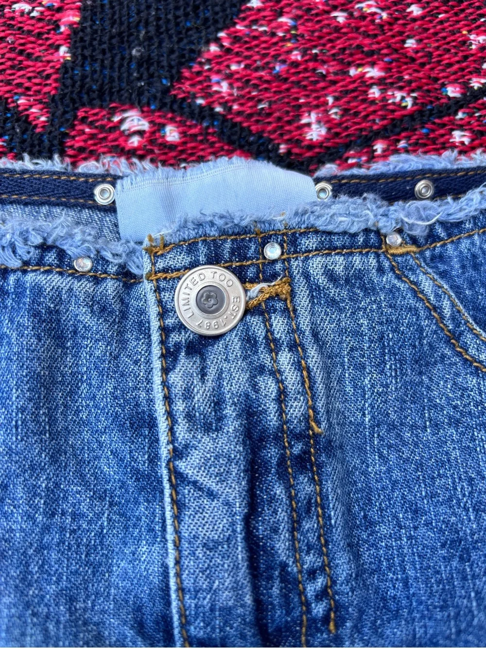 VINTAGE Y2K LIMITED TOO DENIM RHINESTONE WAIST ACCENT GIRLS SKIRT SIZE 8